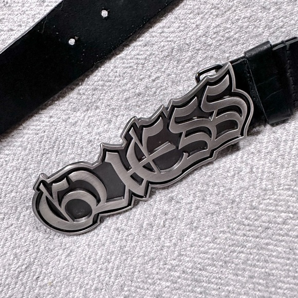 Guess leather belt (black) - Picture 2 of 4